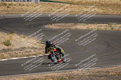 media/Apr-19-2025-AHRMA (Sat) [[3d98ca3309]]/Race/Group 7/Turn 4/